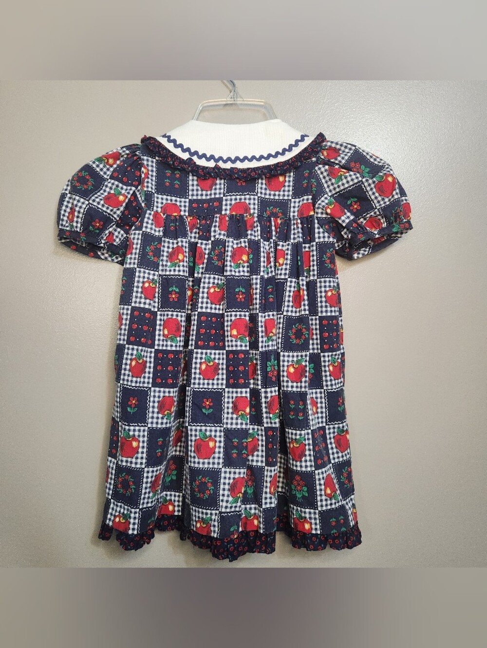 Vintage 80s Rare Editions Dress with Apple Print and White Collar Size 4 - Picture 6 of 10